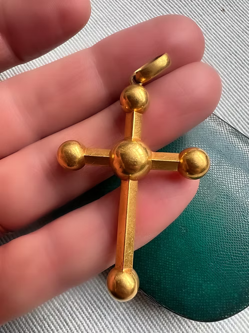 Gold Cross Pommée