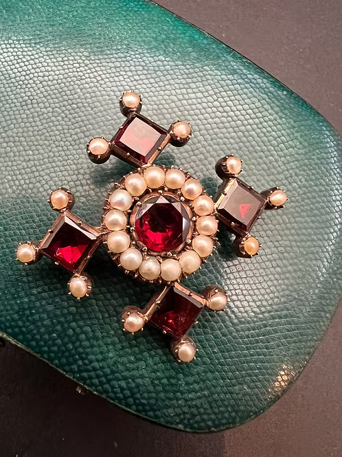 Garnet and Pearl Cruciform