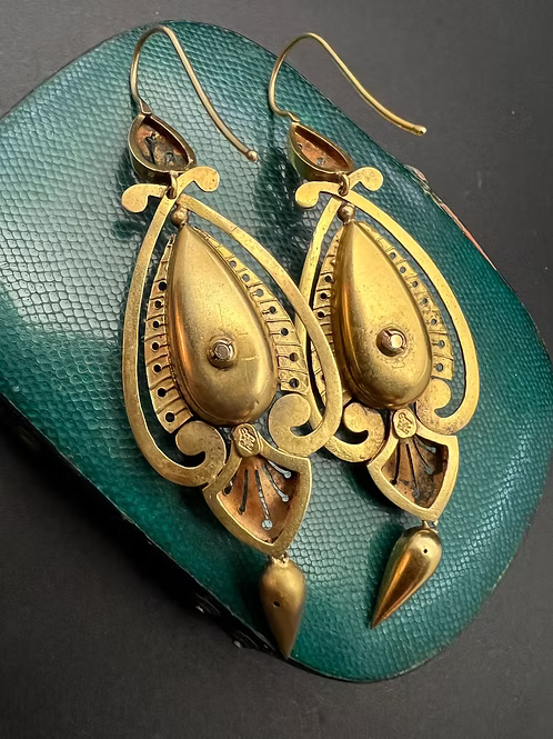 15ct Victorian Anthemion earrings