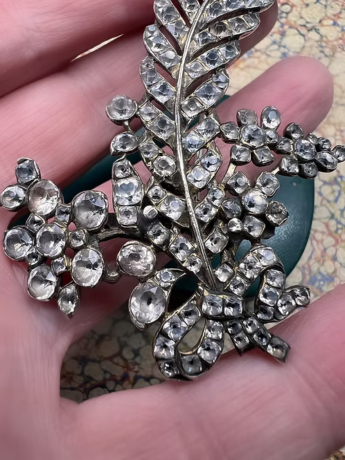 Georgian Paste Aigrette