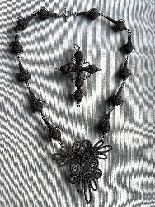 Silesian Fuschia Necklace c.1810