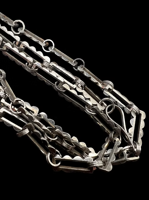 Georgian Steel Guard Chain