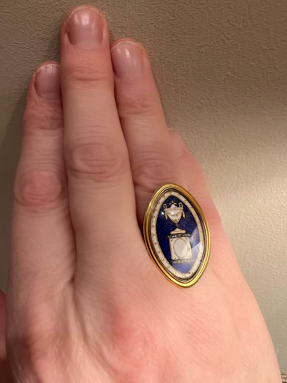 Harriet Box Ring