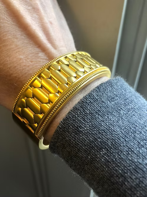 Basketweave Victorian 15carat Gold Cuff