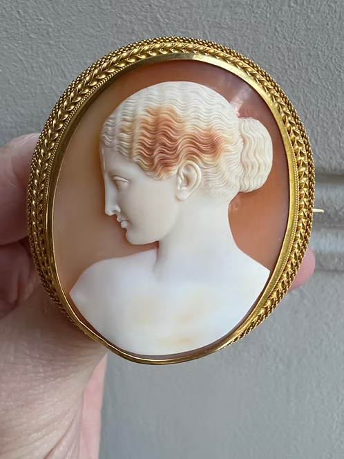 Venus d'Arles Cameo