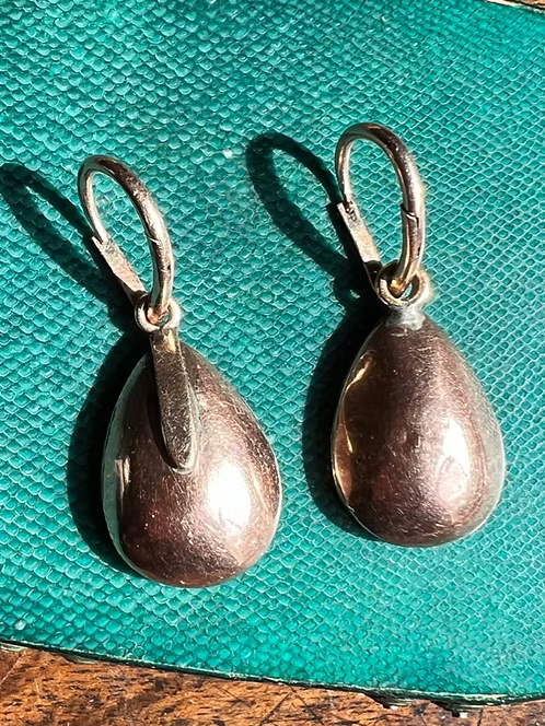 Georgian Foiled Quartz Drops