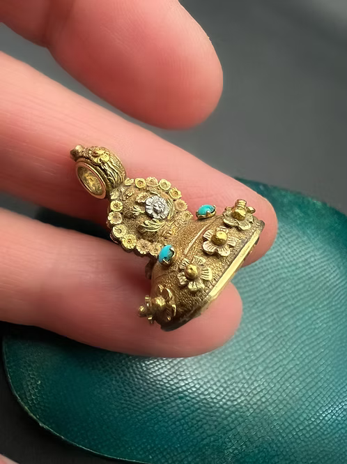 Three Colour Gold Floral Fob Seal