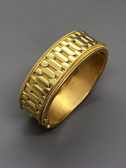 Basketweave Victorian 15carat Gold Cuff