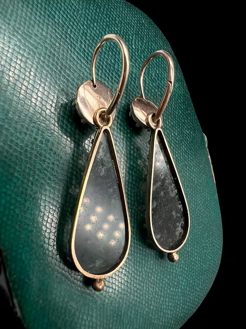 Georgian Moss Agate and Carnelian Earrings