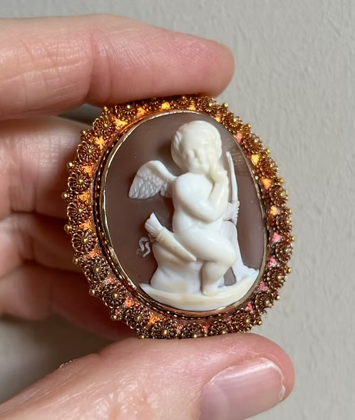 Seated Cupid Cameo