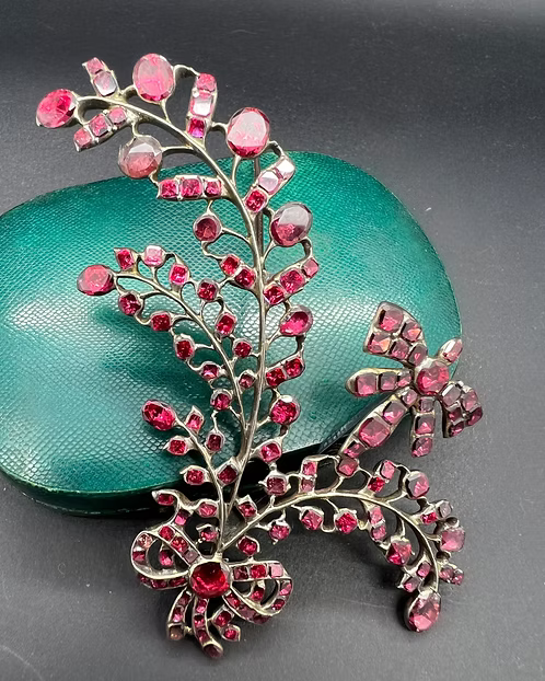 Flat-cut Garnet Aigrette c.1750