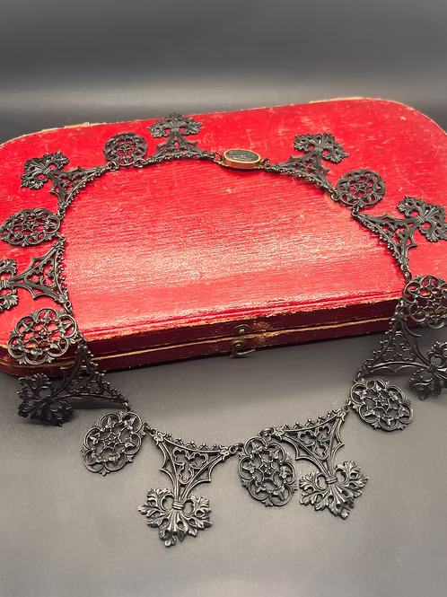 Berlin Iron collar c.1820