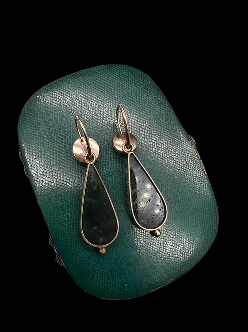 Georgian Moss Agate and Carnelian Earrings