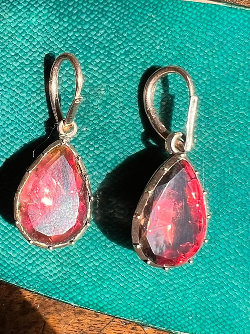 Georgian Foiled Quartz Drops