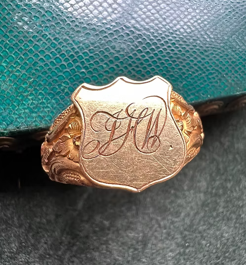 20ct Victorian Signet