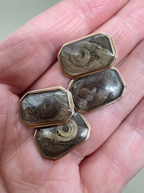 Sentimental Georgian Links