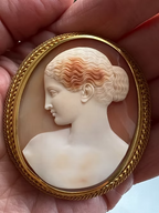 Venus d'Arles Cameo