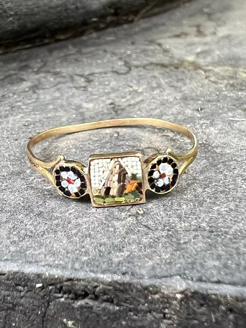 Micro mosaic ring of Pyramid of Cestius