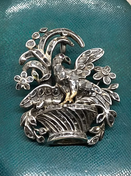 Rococo Diamond Bird