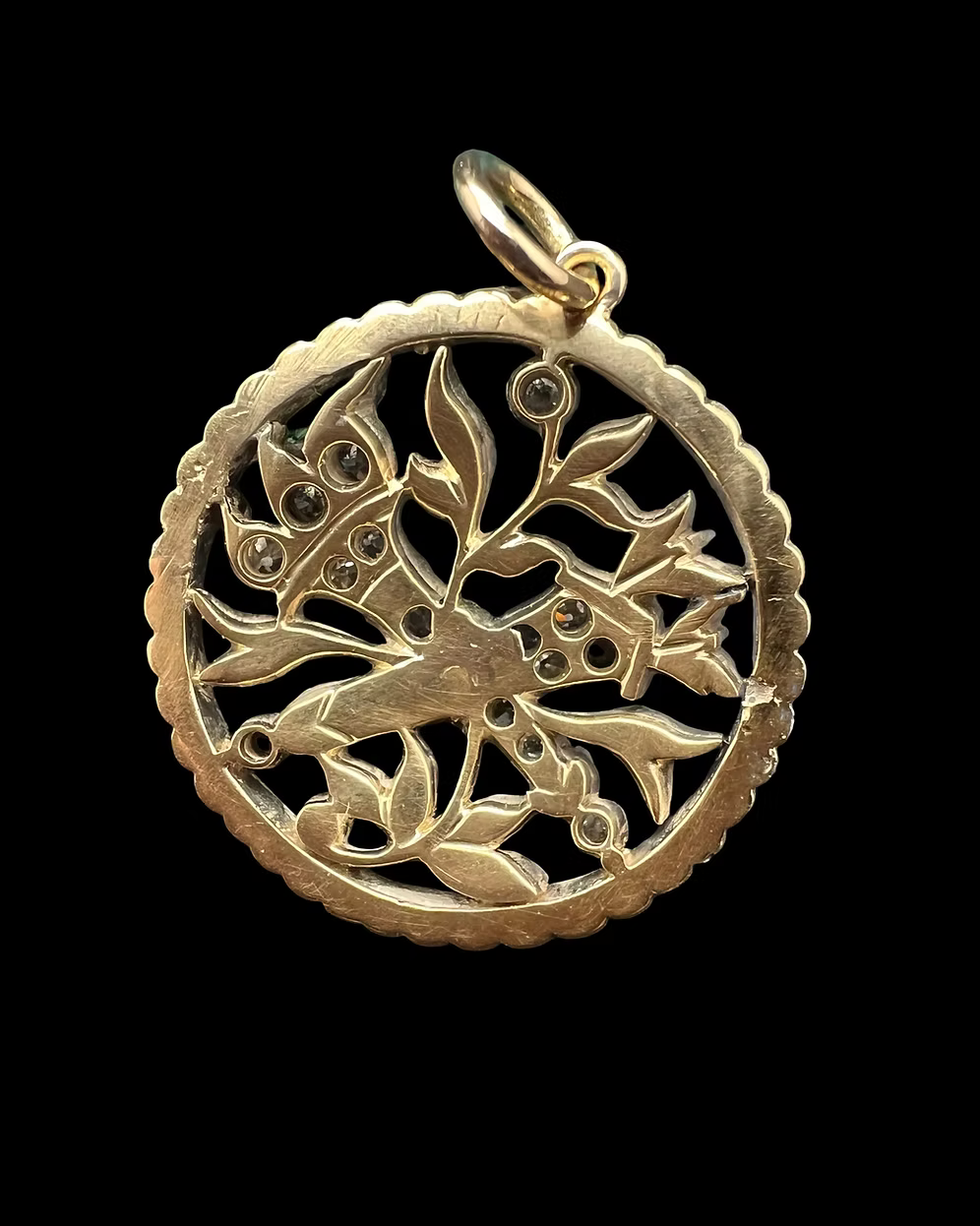 Emblems d’Amour Pendant