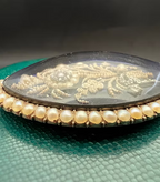 Seedpearl and Diamond Navett