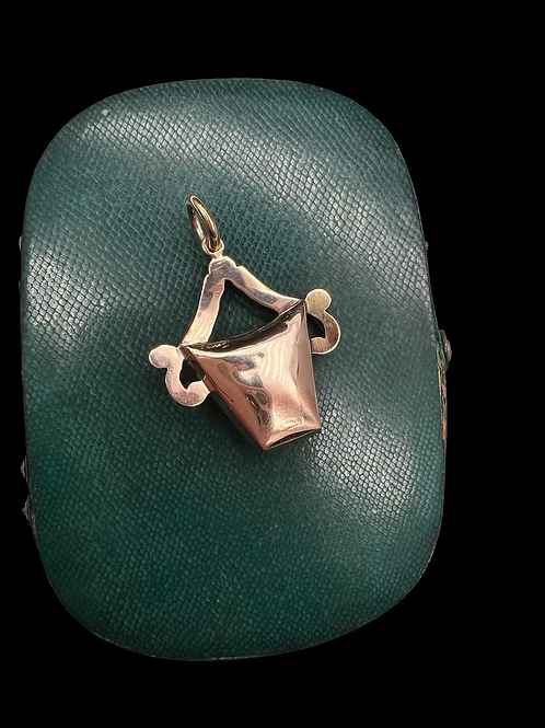 Georgian Basket Pendant