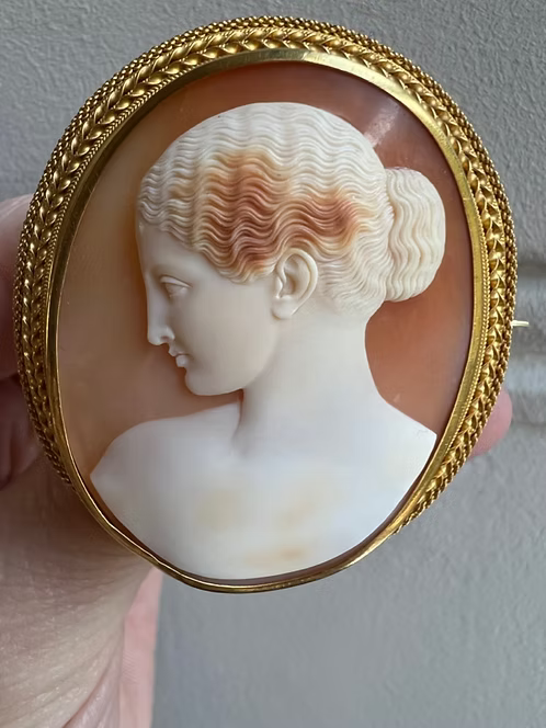 Venus d'Arles Cameo
