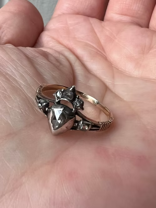 Georgian Crowned Heart