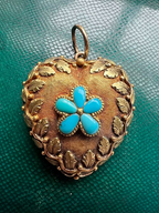 Regency 2 colour gold heart pendant
