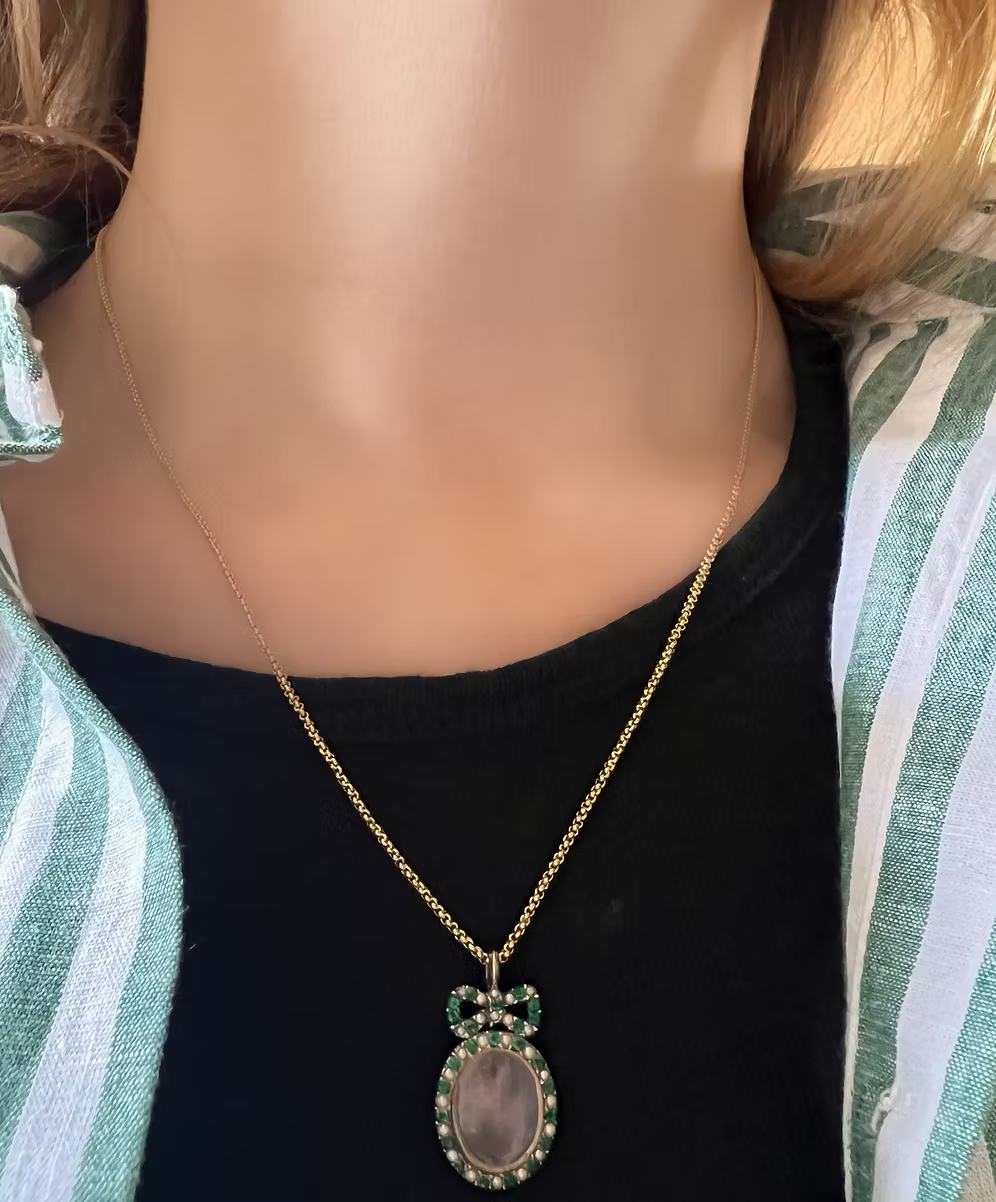 c18th Locket Pendant