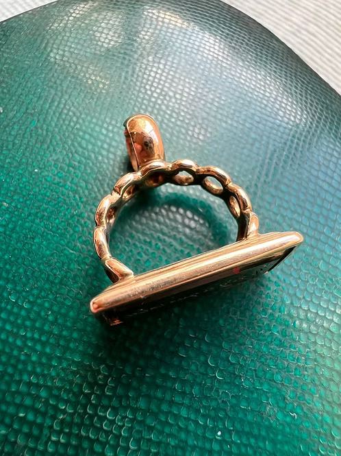 Regency Fob Seal