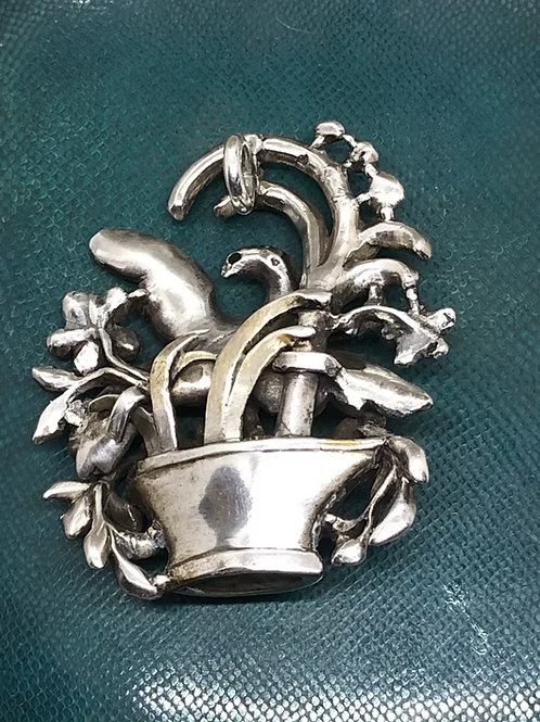 Rococo Diamond Bird