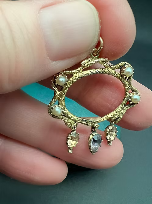 Ouroborus Pendant