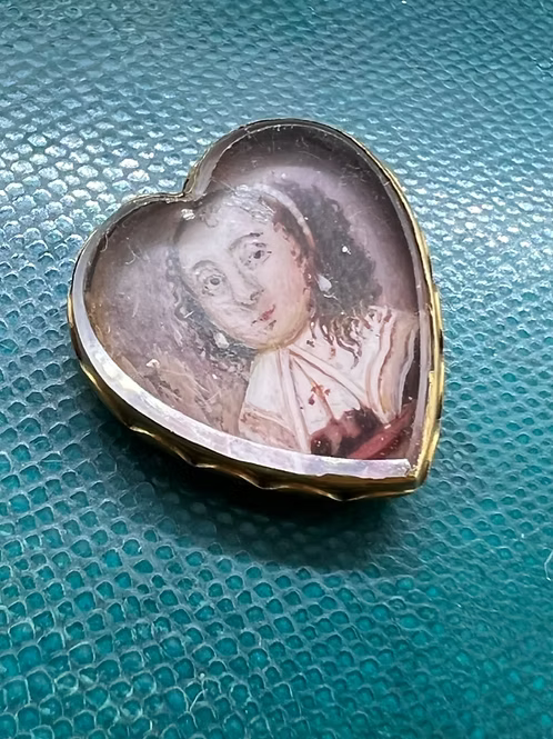 Heart Shaped Stuart Crystal