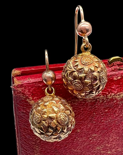 15ct Victorian Ball Earrings