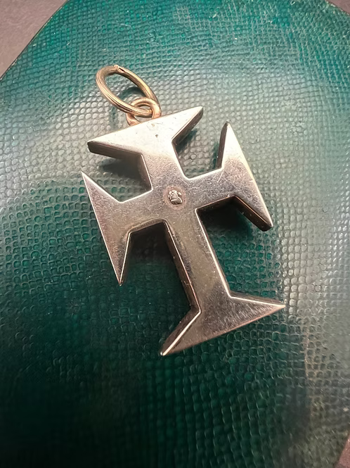 Portuguese Cross