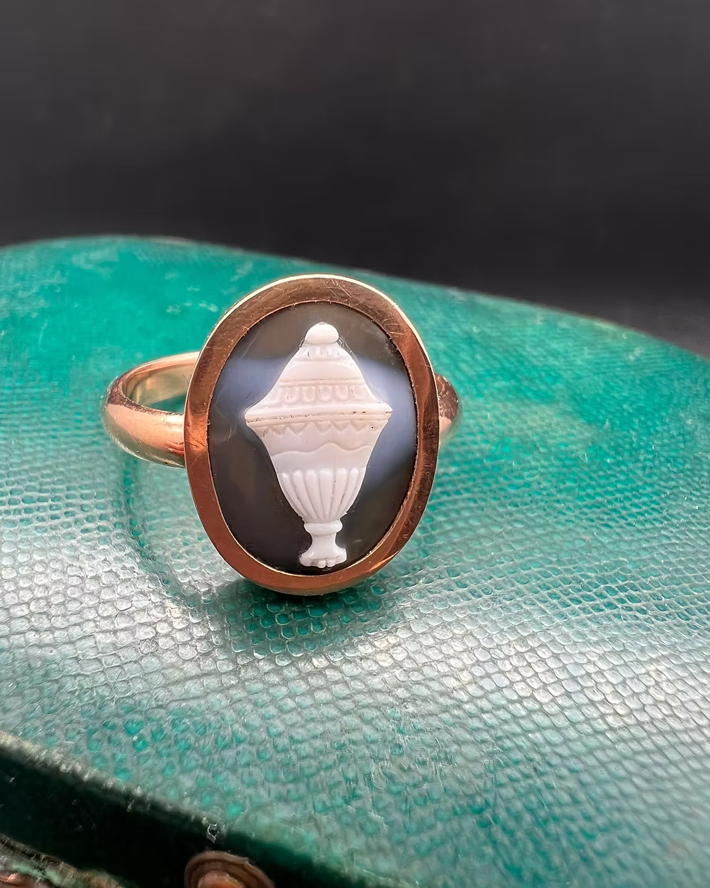 Agate Urn Cameo Ring