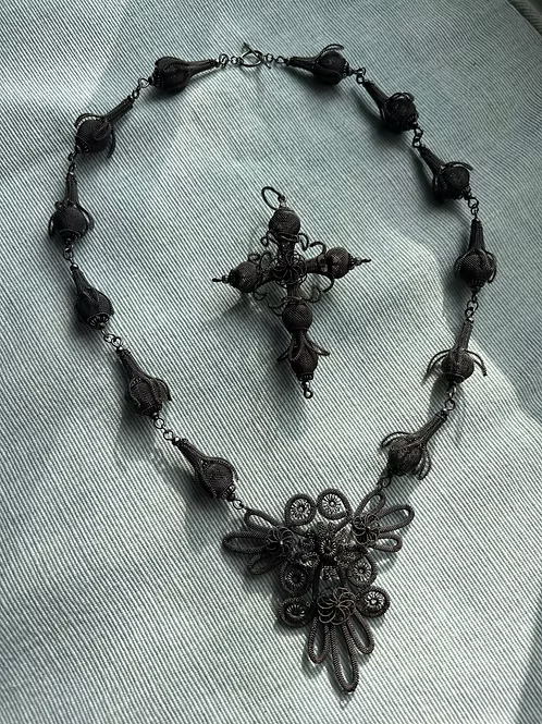 Silesian Fuschia Necklace c.1810