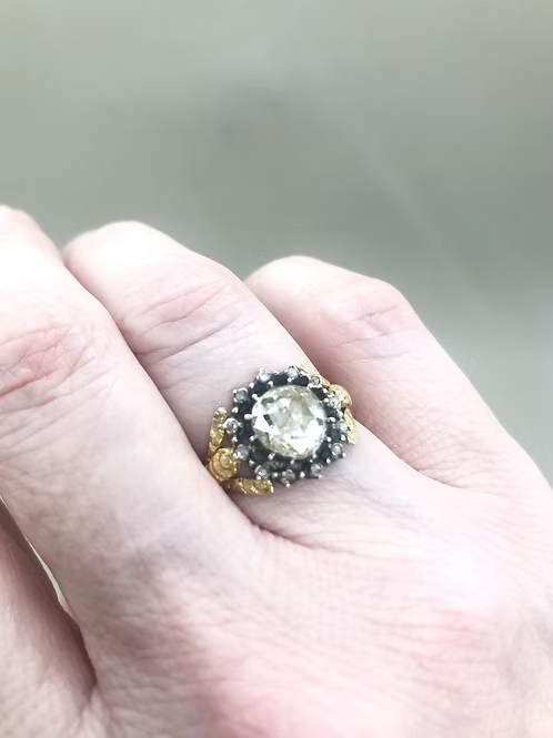 Rose-diamond Heart Cluster