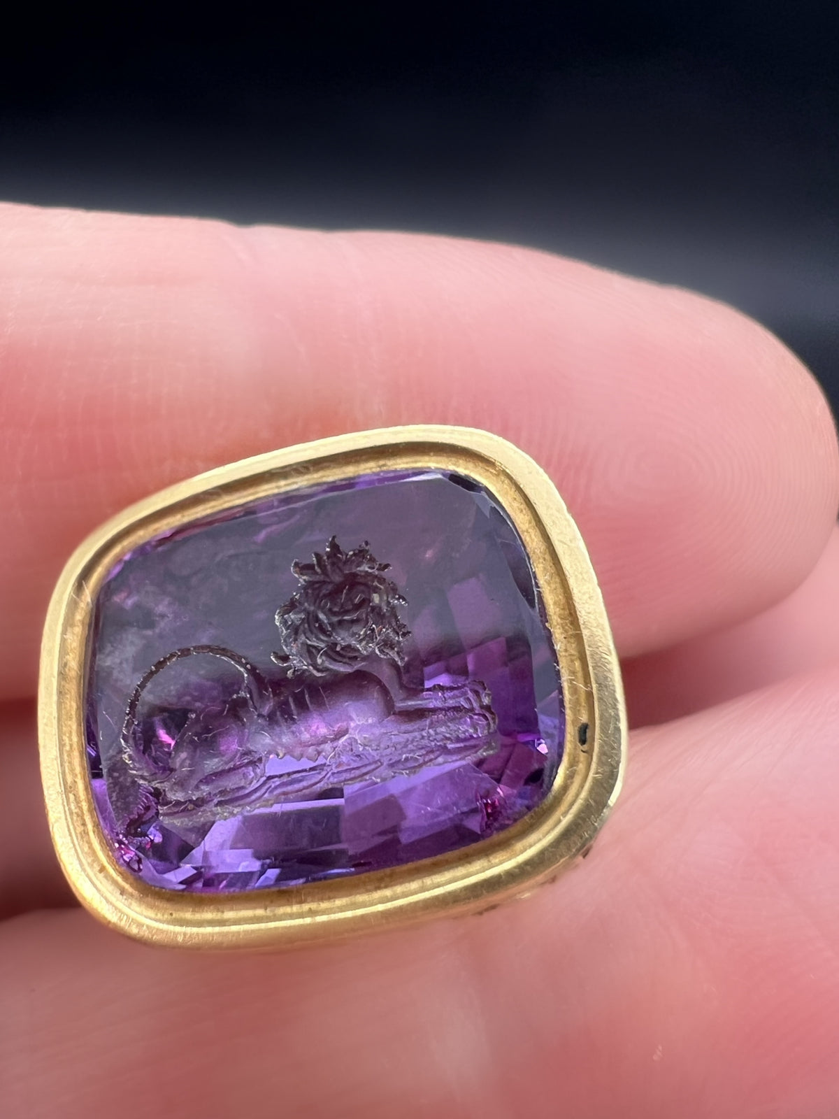 Georgian amethyst Lion Seal and Split Ring