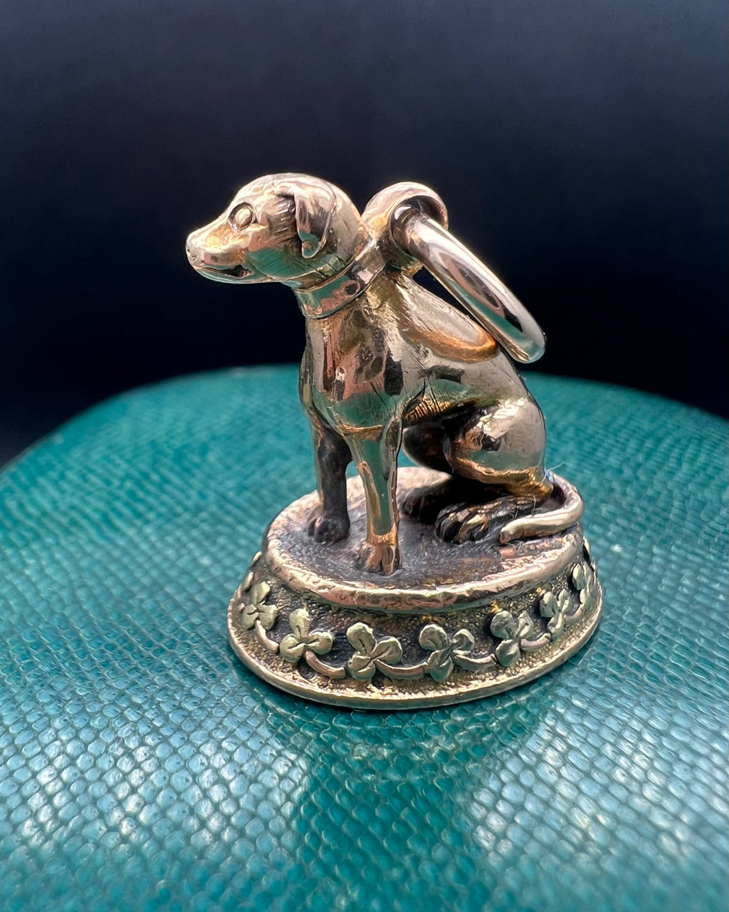 15 carat gold Regency Dog Fob
