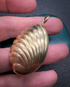 18 carat Victorian Seashell Pendant