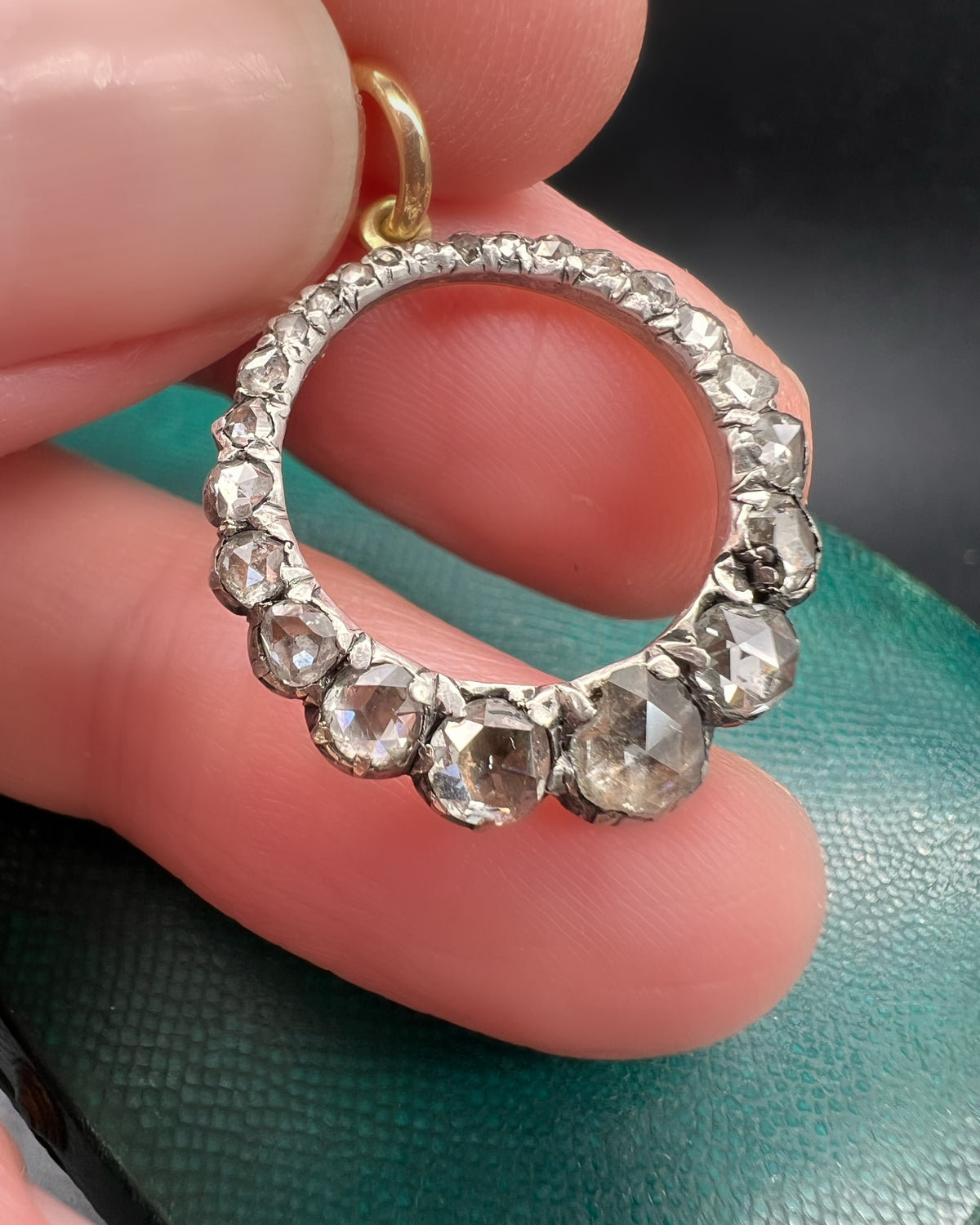 Rose Diamond Circlet pendant