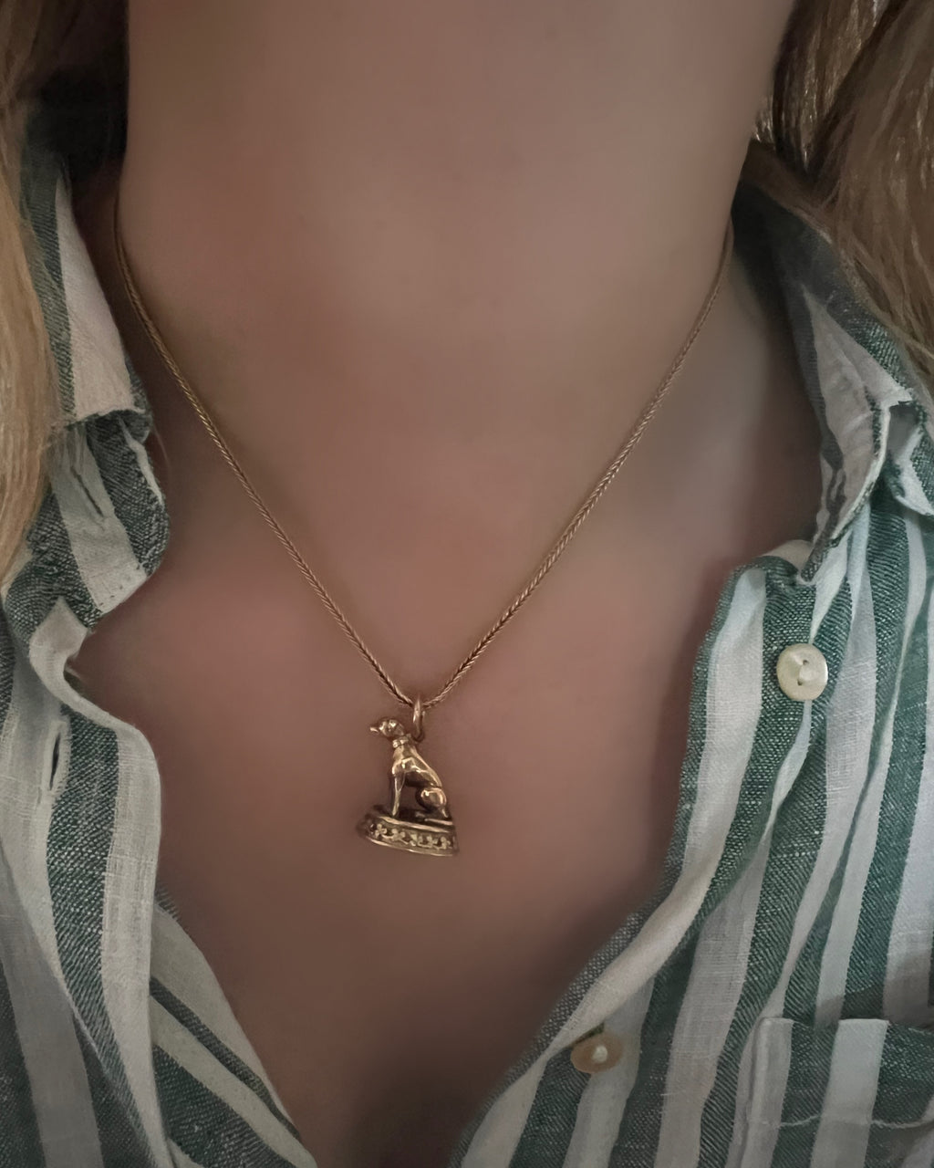 15 carat gold Regency Dog Fob