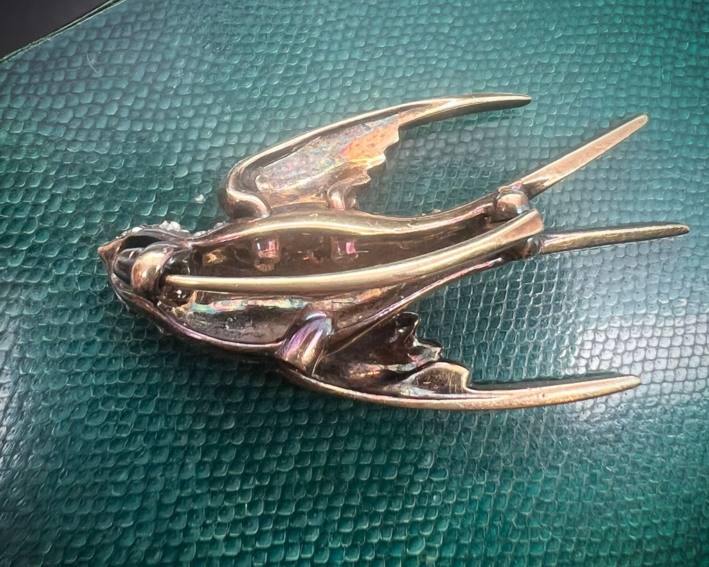 Victorian Rose-Diamond Swallow