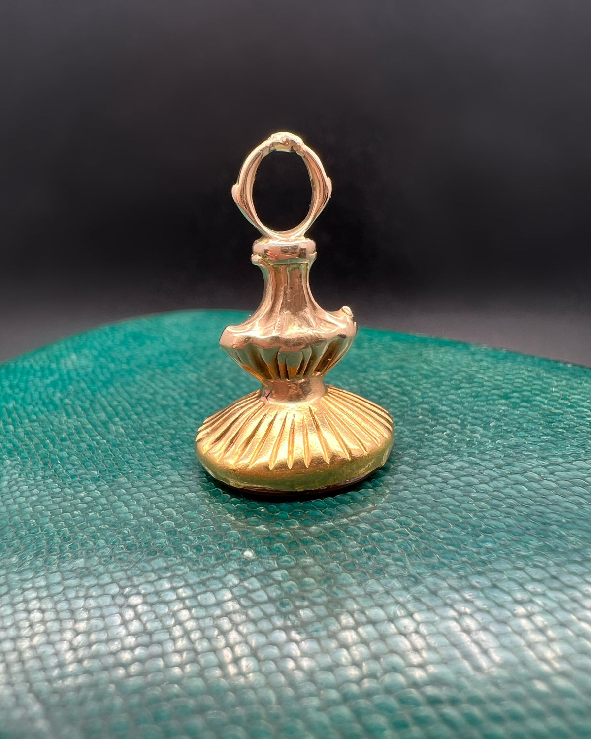 Baroque Fob Seal