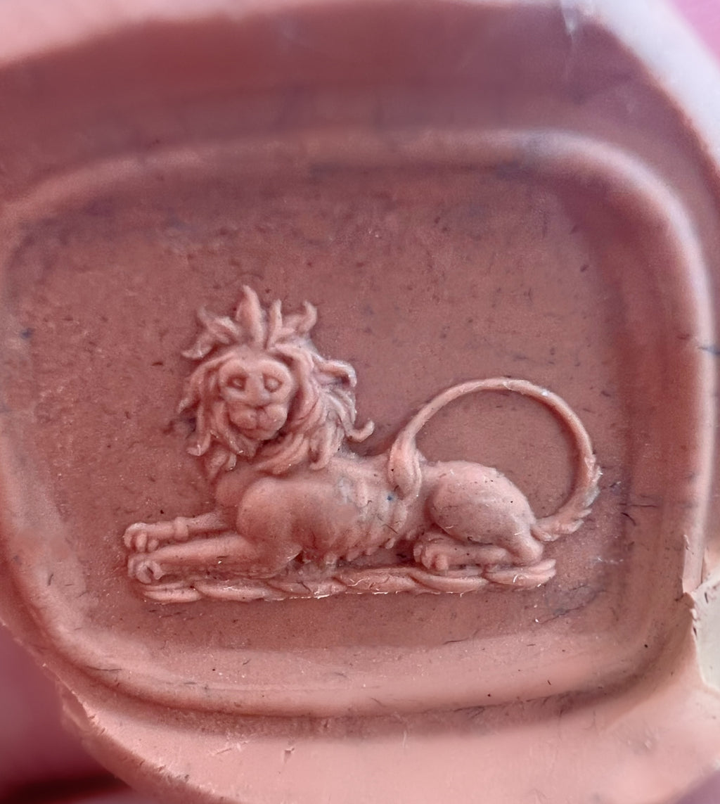 Georgian amethyst Lion Seal and Split Ring