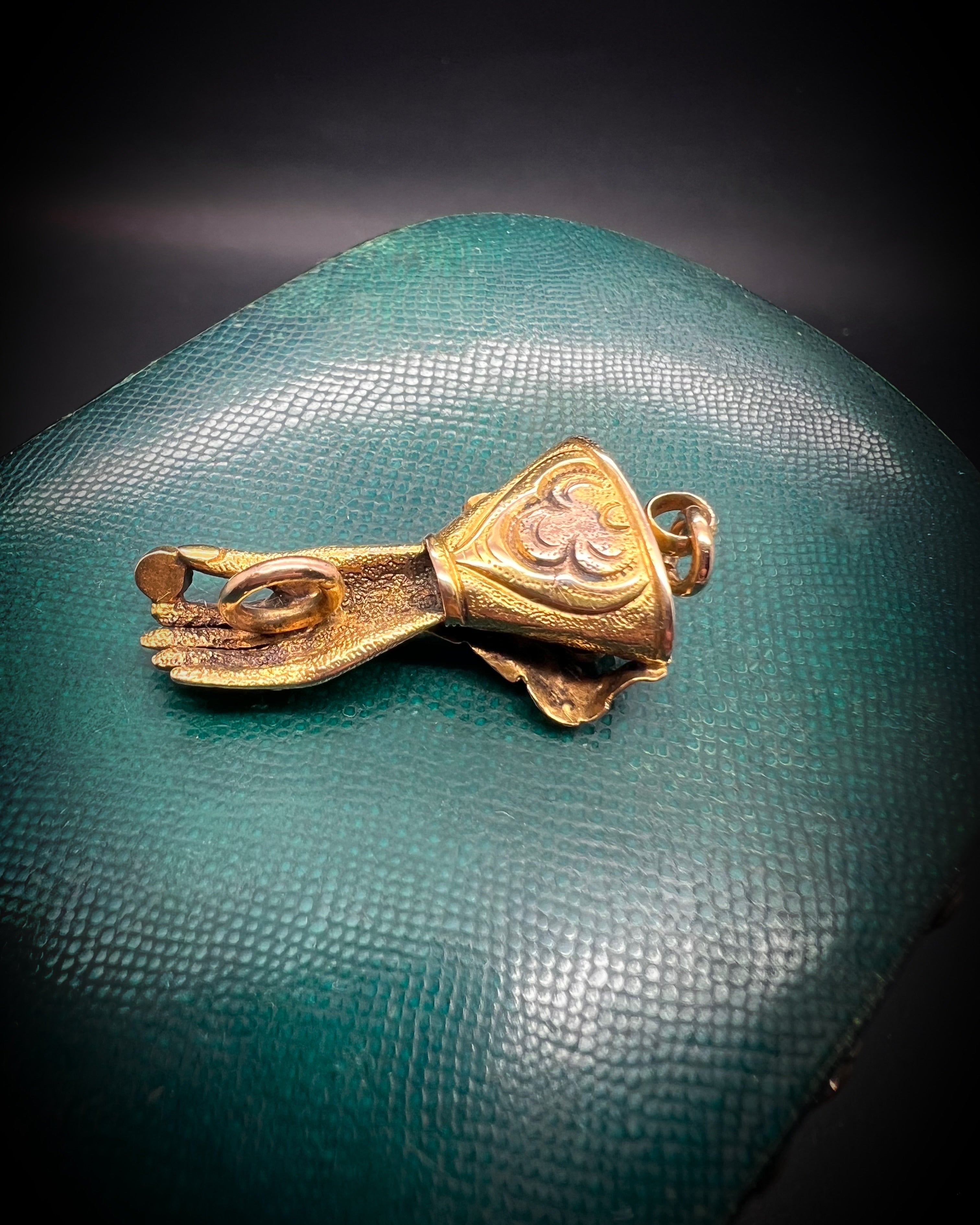Georgian Hand Pendant