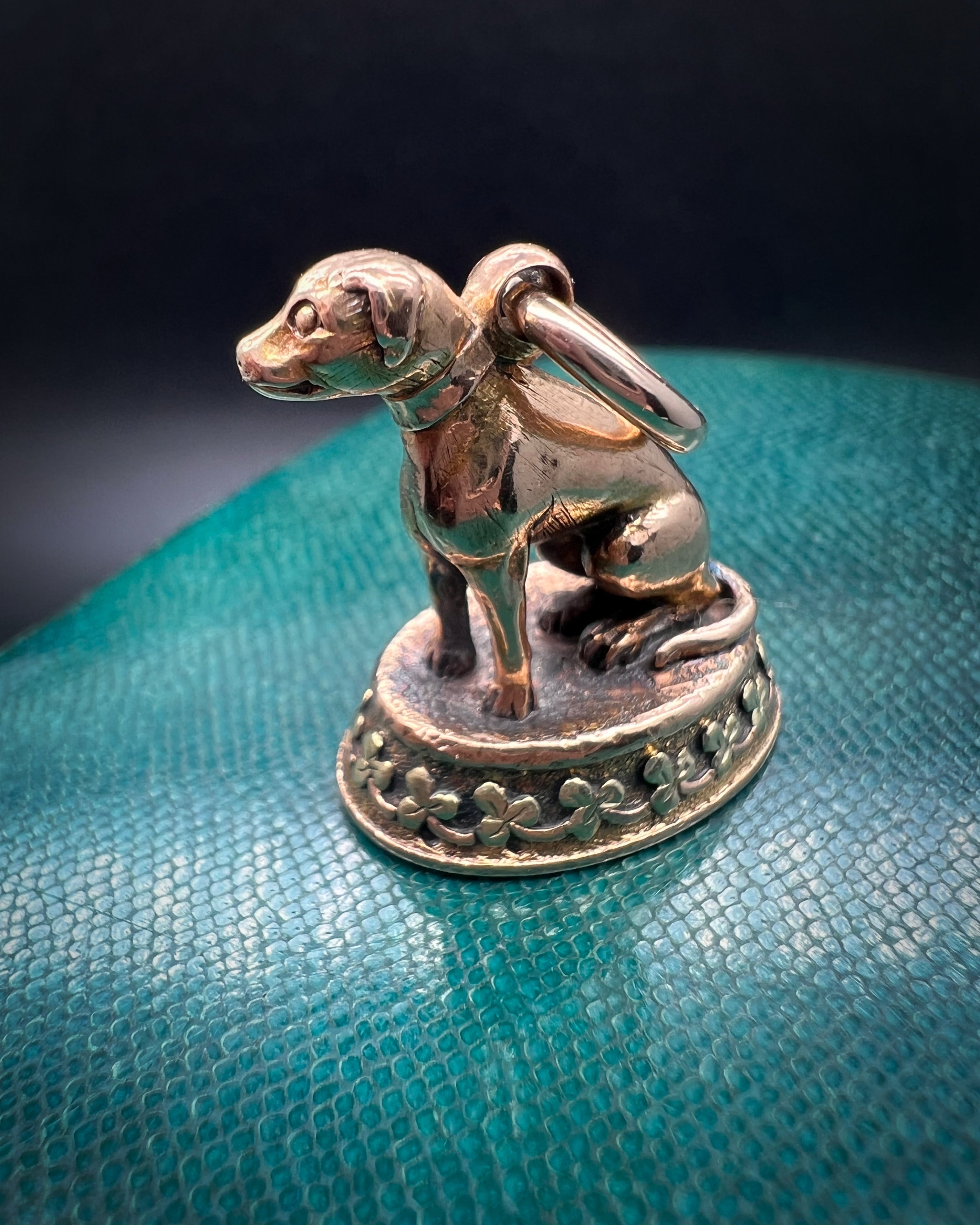 15 carat gold Regency Dog Fob